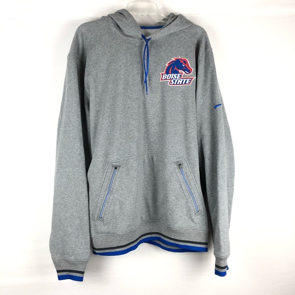 nike hoodie with zipper pocket